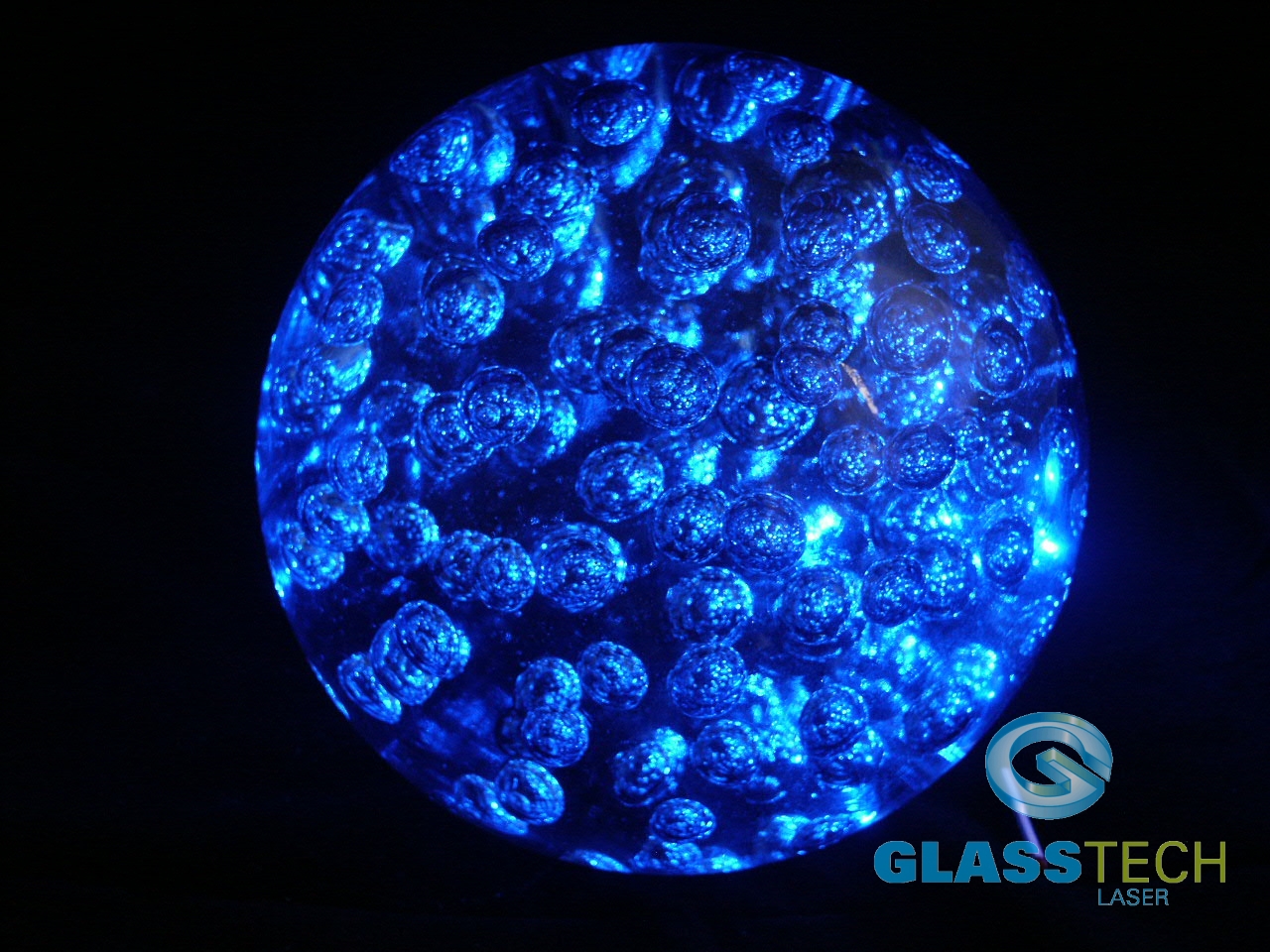 Gigantická modrá koule s bublinami a LED stojánkem ZDARMA