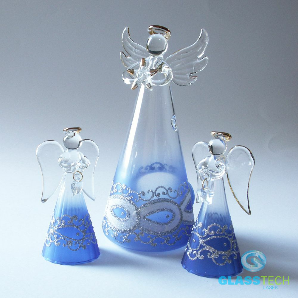 Skl. anděl s modrou sukní s krajkou - 170 mm