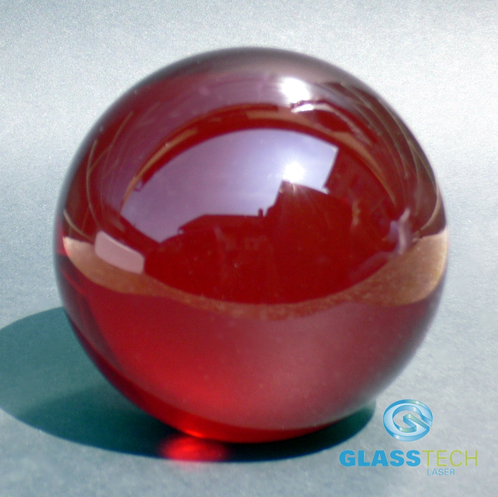 Červená skleněná koule 60 mm