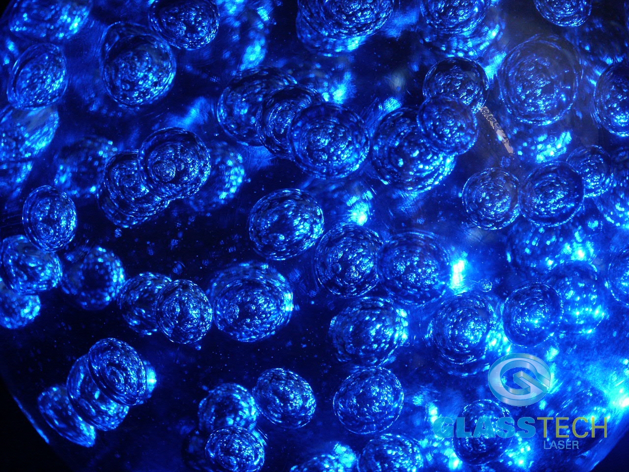 Gigantická modrá koule s bublinami a LED stojánkem ZDARMA